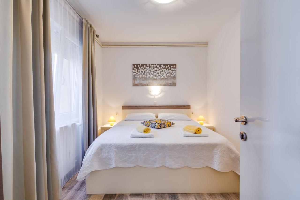 Juric Apartments-Rab Palit Bagian luar foto